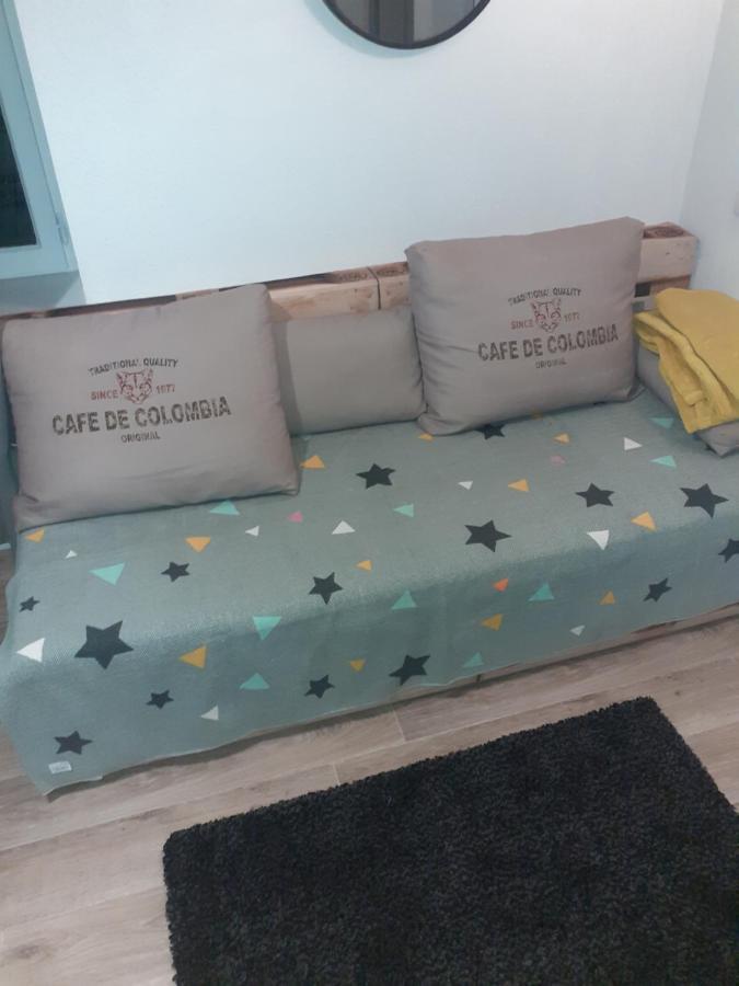 Charmant Petit Studio Au Coeur De Figeac Διαμέρισμα Εξωτερικό φωτογραφία